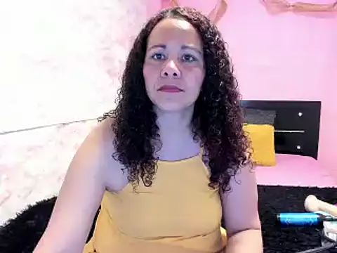 Snapshot of Brunette_sasha chatting on 03/10/25, 12:49 Brunette sasha online show from 03/10/25, 12:49