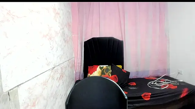 Snapshot of Brunette_sasha chatting on 06/08/26, 11:55 Brunette sasha online show from 06/08/26, 11:55