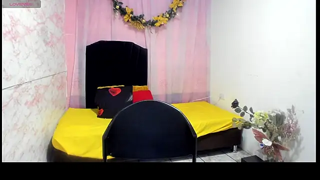 Brunette sasha online show from 04/15/26, 12:10