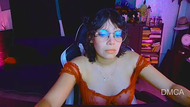 Drea Foox online show from 04/07/26, 03:19