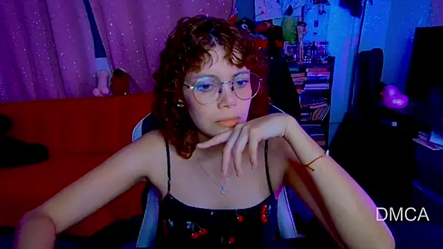 Snapshot of Drea_Foox chatting on 06/16/26, 04:12 Drea Foox online show from 06/16/26, 04:12