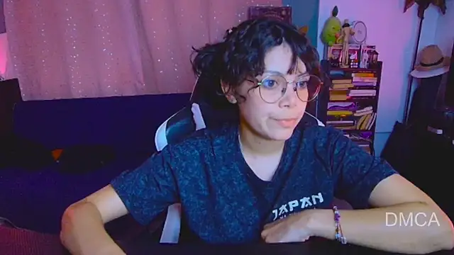 Drea Foox online show from 04/13/26, 02:59