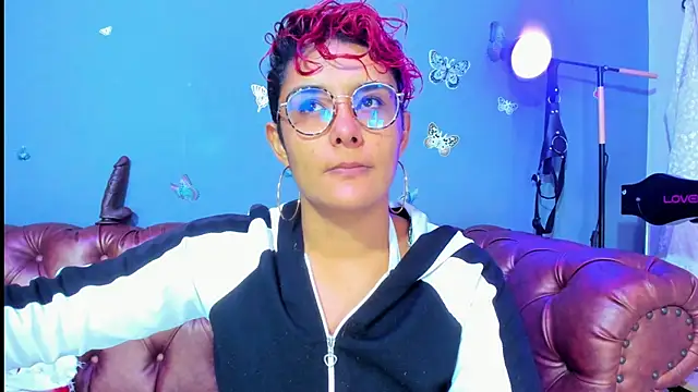 Kaira mosse online show from 05/09/26, 11:24