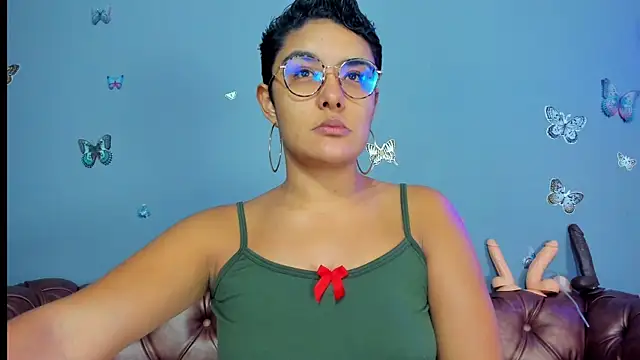 Snapshot of Kaira_mosse chatting on 11/15/25, 11:47 Kaira mosse online show from 11/15/25, 11:47