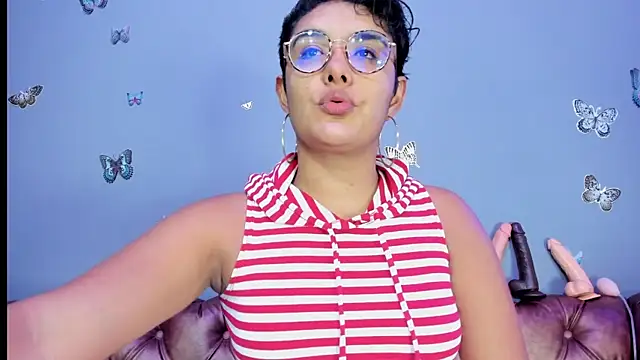 Snapshot of Kaira_mosse chatting on 11/16/25, 11:48 Kaira mosse online show from 11/16/25, 11:48