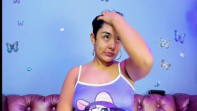 Snapshot of Kaira_mosse chatting on 11/11/25, 11:05 Kaira mosse online show from 11/11/25, 11:05