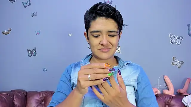 Snapshot of Kaira_mosse chatting on 11/20/25, 11:44 Kaira mosse online show from 11/20/25, 11:44