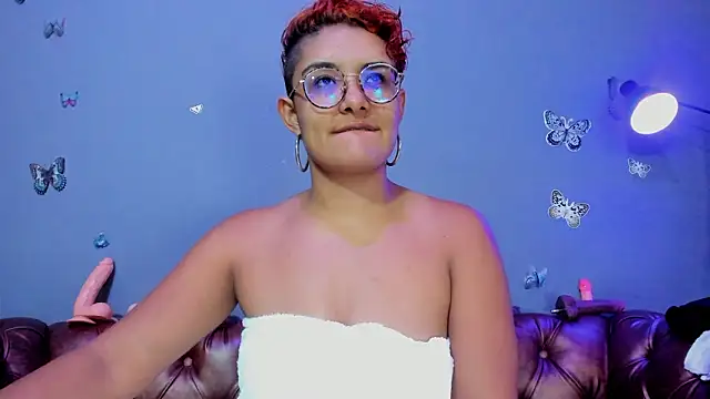 Kaira mosse online show from 03/11/26, 12:10