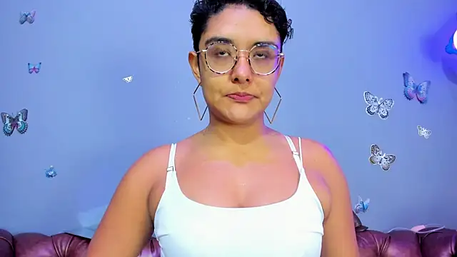 Snapshot of Kaira_mosse chatting on 12/16/25, 11:47 Kaira mosse online show from 12/16/25, 11:47