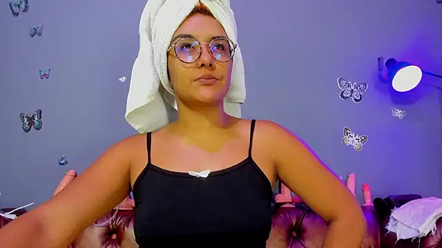 Kaira mosse online show from 03/08/26, 11:57