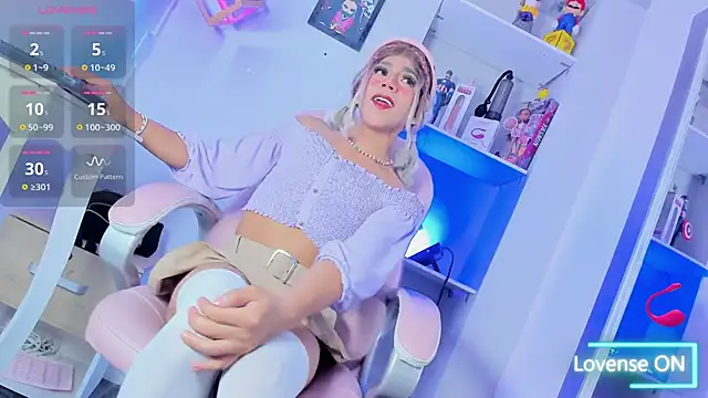 DanniiGrovers online show from 09/15/25, 11:21