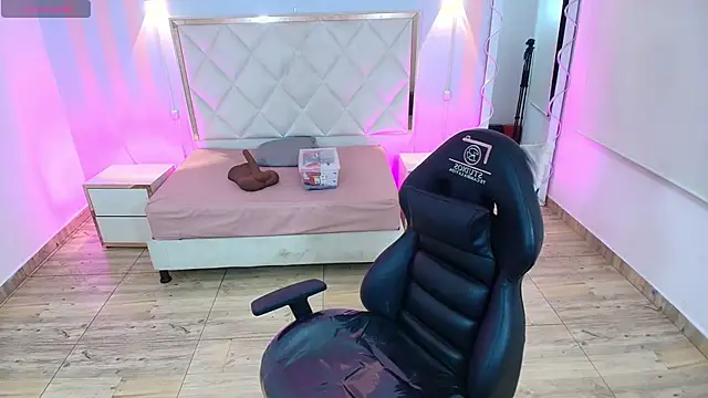 Brendda tay online show from 09/19/25, 03:21