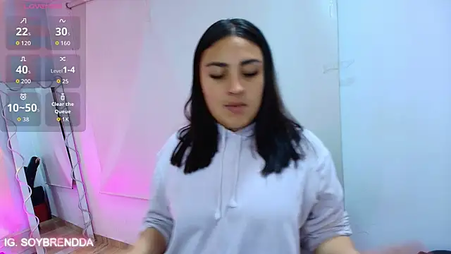 Brendda tay online show from 11/16/25, 03:33