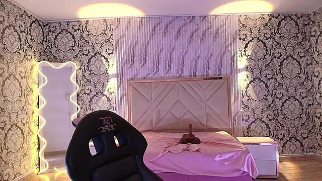 Brendda tay online show from 11/20/25, 09:32