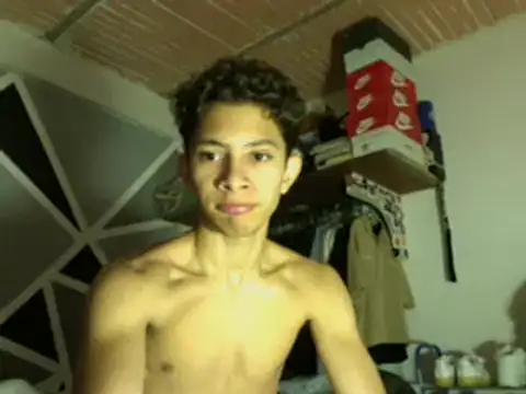 Snapshot of ferchitibellako chatting on 01/13/26, 04:27 ferchitibellako online show from 01/13/26, 04:27