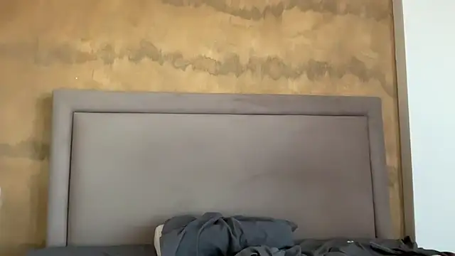 valeriaxxx1 online show from 09/20/25, 04:01