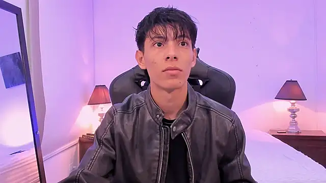 Snapshot of alexandersawyer chatting on 11/12/25, 12:31 alexandersawyer online show from 11/12/25, 12:31