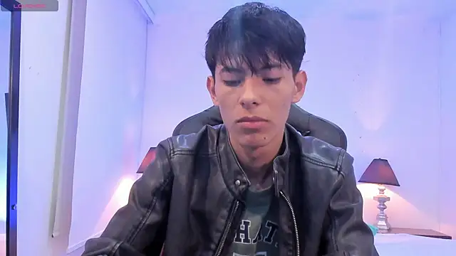 Snapshot of alexandersawyer chatting on 11/06/25, 01:15 alexandersawyer online show from 11/06/25, 01:15