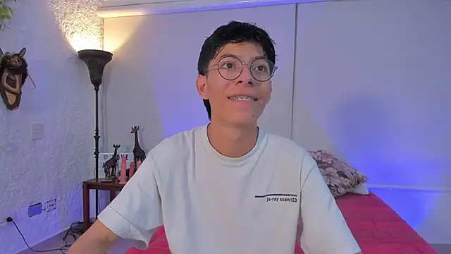 Snapshot of alexandersawyer chatting on 03/10/25, 03:45 alexandersawyer online show from 03/10/25, 03:45