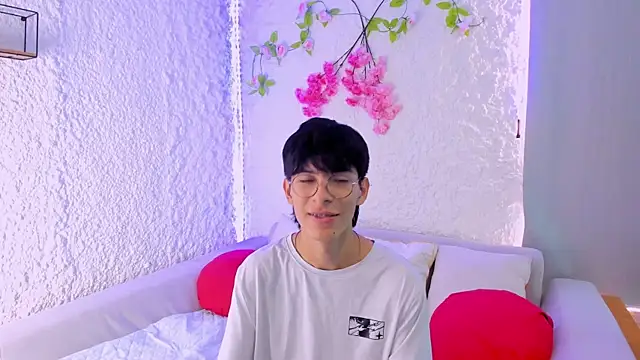 Snapshot of alexandersawyer chatting on 10/06/25, 09:59 alexandersawyer online show from 10/06/25, 09:59