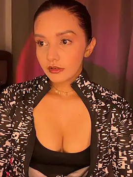 Melanyprada online show from 07/11/26, 03:40