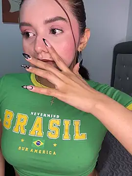 Melanyprada online show from 06/25/26, 04:32