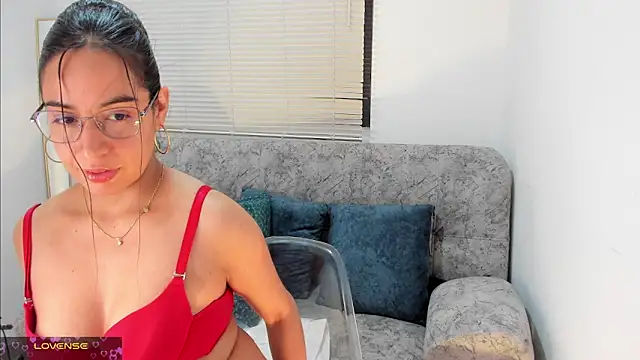 lily riod online show from 12/28/24, 03:37