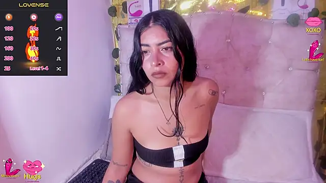 Snapshot of cristalconnorr chatting on 03/03/26, 02:46 cristalconnorr online show from 03/03/26, 02:46