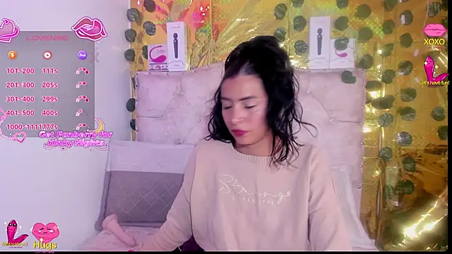 Snapshot of cristalconnorr chatting on 04/20/26, 04:30 cristalconnorr online show from 04/20/26, 04:30
