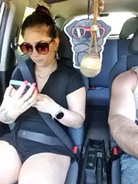 CoelhinhaGostosa online show from 12/18/25, 03:49