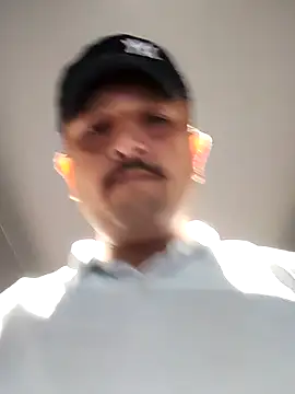 Akhil3290 online show from 03/17/25, 04:22