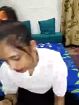 Snapshot of Dirty_couple_11 chatting on 01/26/25, 05:02 Dirty couple 11 online show from 01/26/25, 05:02