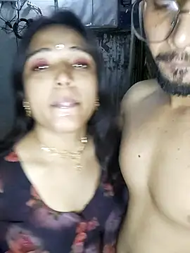 Snapshot of Dirty_couple_11 chatting on 02/21/25, 04:26 Dirty couple 11 online show from 02/21/25, 04:26