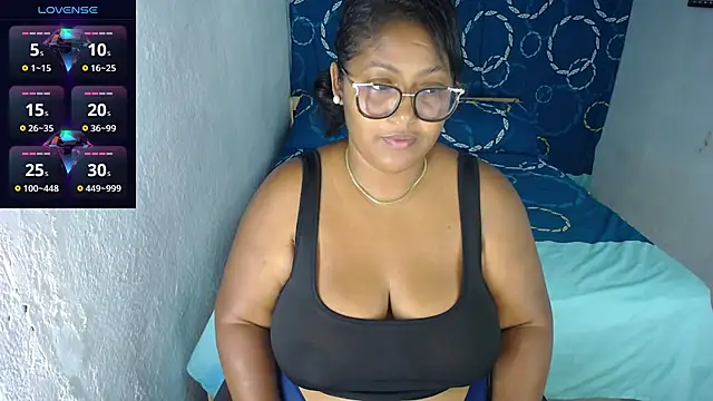 miajoseph  online show from 04/26/26, 03:37
