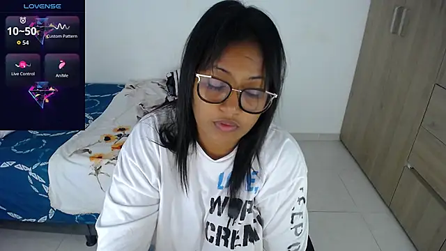 Snapshot of miajoseph_ chatting on 09/10/25, 04:33 miajoseph online show from 09/10/25, 04:33