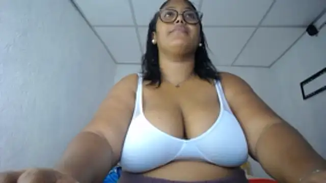 Snapshot of miajoseph_ chatting on 03/12/26, 05:02 miajoseph online show from 03/12/26, 05:02