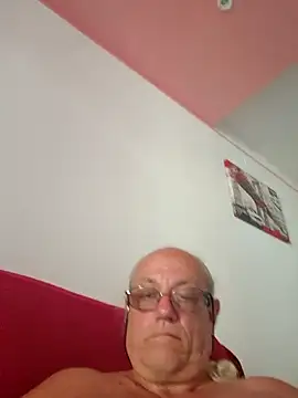Snapshot of gianbragallini chatting on 08/03/26, 12:33 gianbragallini online show from 08/03/26, 12:33