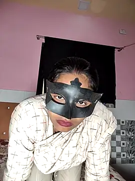 Snapshot of Shivani_Mumbai85 chatting on 03/02/25, 07:32 Shivani Mumbai85 online show from 03/02/25, 07:32