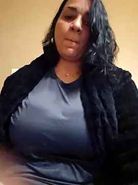Snapshot of paulinaDiaz1 chatting on 10/19/25, 06:21 paulinaDiaz1 online show from 10/19/25, 06:21