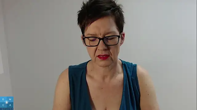 Sofie69Velvet online show from 11/30/25, 07:42