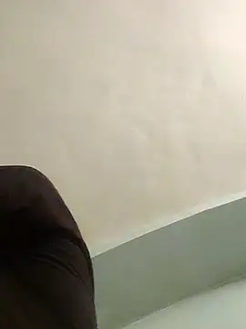 Davlupweed93 online show from 10/04/25, 01:12