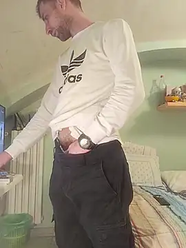 Davlupweed93 online show from 04/02/26, 09:38