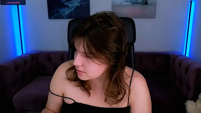 Ruyjin Choi online show from 10/20/25, 10:38