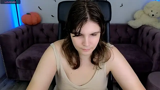 Ruyjin Choi online show from 10/29/25, 03:33