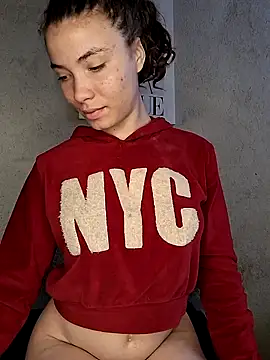 HelenHoltz online show from 09/25/25, 03:51