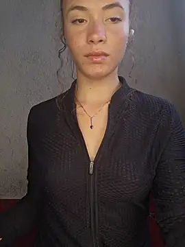 HelenHoltz online show from 11/16/25, 02:55