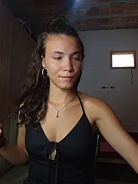 Snapshot of HelenHoltz chatting on 03/17/26, 03:04 HelenHoltz online show from 03/17/26, 03:04