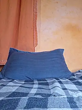 Snapshot of HelenHoltz chatting on 03/31/26, 02:02 HelenHoltz online show from 03/31/26, 02:02