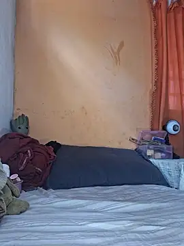 Snapshot of HelenHoltz chatting on 04/15/26, 03:38 HelenHoltz online show from 04/15/26, 03:38