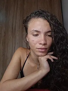 Snapshot of HelenHoltz chatting on 03/24/26, 04:51 HelenHoltz online show from 03/24/26, 04:51